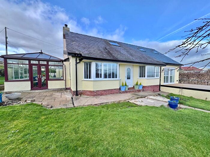 4 Bedroom House For Sale In Bryn Pydew Road, Llandudno Junction, LL31