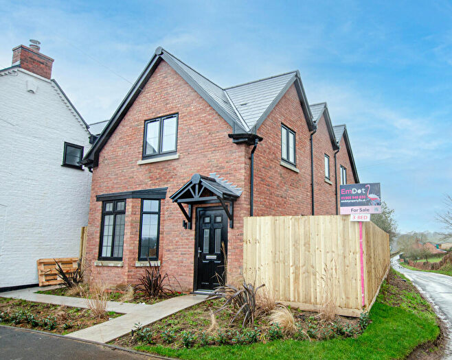 3 Bedroom Detached House For Sale In Bliss Gate, Rock, DY14