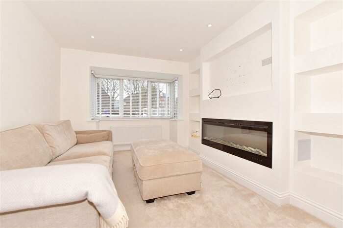3 Bedroom Semi-detached House For Sale In Manor Road, St. Nicholas At Wade, Birchington, Kent, CT7