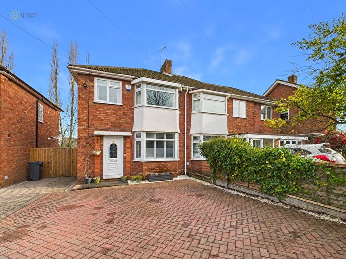 3 Bedroom Semi Detached House For Sale In Harcourt Drive, Four Oaks, Sutton Coldfield, B74