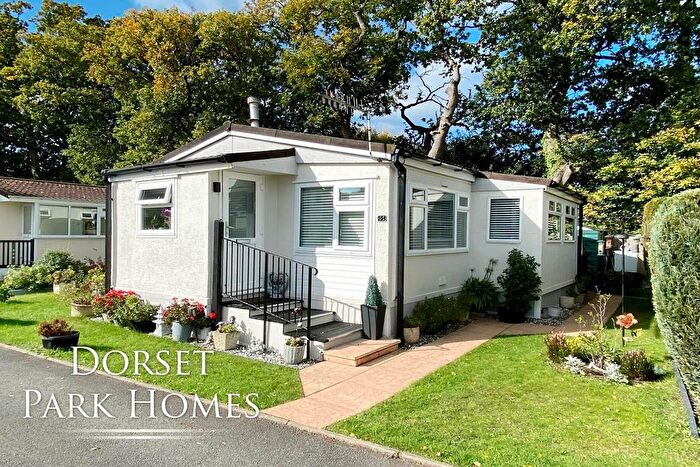 2 Bedroom Park Home For Sale In St Leonards Farm Park, Ringwood Road, West Moors, Dorset, BH22