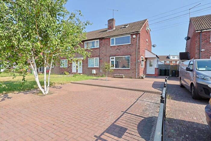 2 Bedroom End Of Terrace House For Sale In Hazelmere Close, Coventry, CV5