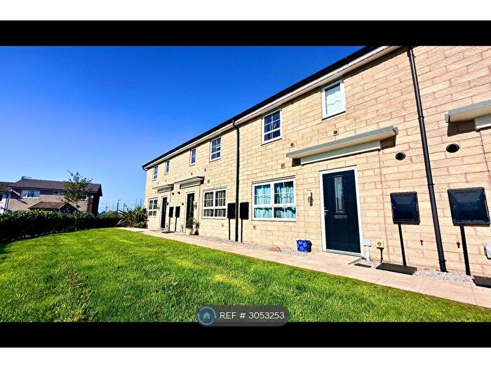 2 Bedroom Terraced House To Rent In Atherton Court, Hyde, SK14