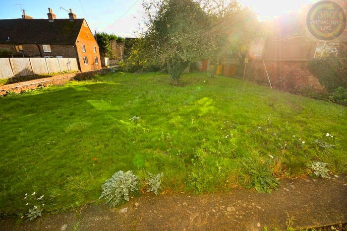 2 Bedroom Semi-Detached House To Rent In Water Lane, Kempston, Bedford, MK42