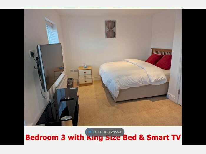 6 Bedroom End Of Terrace House To Rent In Harlow Crescent, Oxley Park, Milton Keynes, MK4