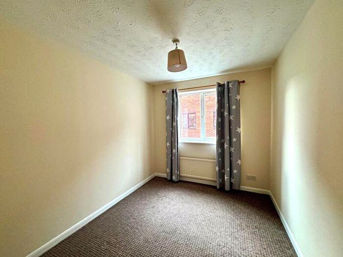 2 Bedroom Apartment To Rent In Leicester Road, Barnet, EN5