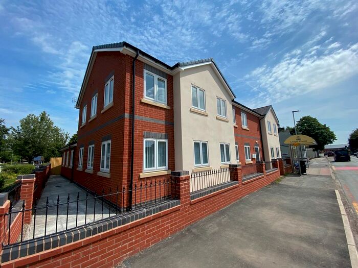 2 Bedroom Flat To Rent In Chapel Lane, Burtonwood, Warrington, WA5