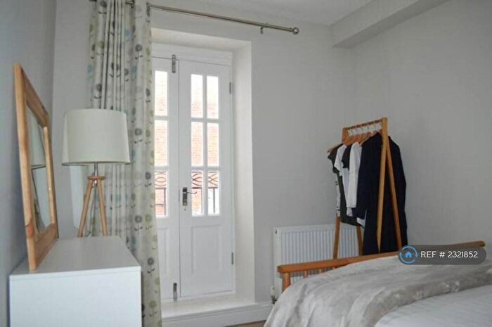1 Bedroom Flat To Rent In Dorchester Road, Weymouth, DT4