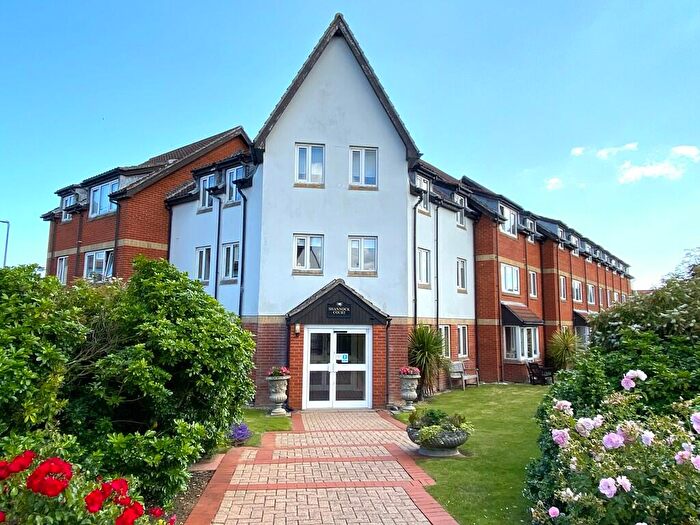 2 Bedroom Retirement Property For Sale In Sheringham, NR26