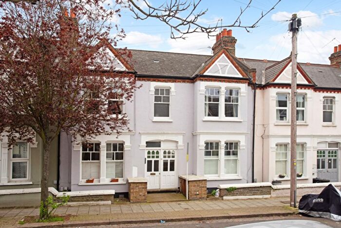 2 Bedroom Flat To Rent In Delia Street, London, SW18