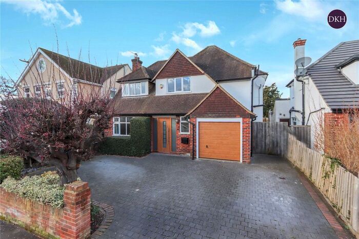 5 Bedroom Detached House To Rent In Langley Way, Watford, Hertfordshire, WD17