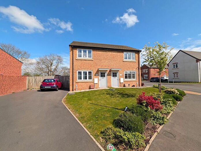 2 Bedroom Semi Detached House For Sale In Acorn Avenue, Louth, LN11