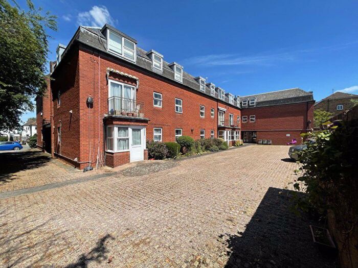 2 Bedroom Retirement Property For Sale In Hewlett Road, Cheltenham, GL52