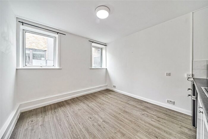 Studio To Rent In Coldharbour Lane, London, SW9