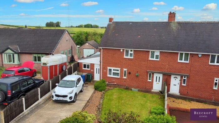 3 Bedroom Semi-Detached House For Sale In Lesmond Crescent, Little Houghton, Barnsley, S72