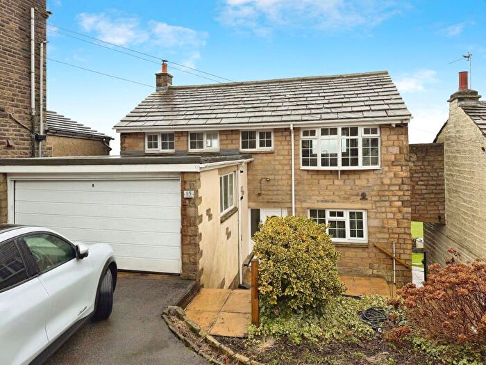 3 Bedroom Detached House For Sale In Sykes Head, Oakworth, Keighley, BD22