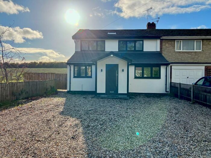 4 Bedroom Semi-Detached House To Rent In House Lane, St. Albans, Hertfordshire, AL4