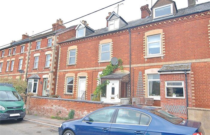 3 Bedroom Terraced House For Sale In Horns Road, Stroud, Gloucestershire, GL5