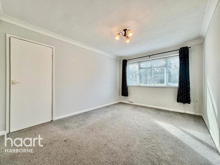 2 Bedroom Apartment To Rent In Shenley Lane, Selly Oak, B29