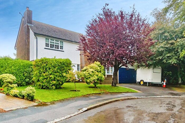 4 Bedroom Detached House For Sale In Swift Close, Crowborough, TN6
