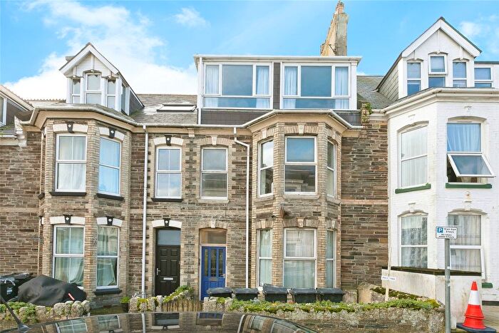 1 Bedroom Flat For Sale In Edgcumbe Avenue, Newquay, Cornwall, TR7