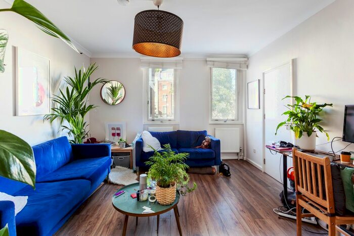 Studio To Rent In Belgravia Court, Ebury Street, London, SW1W