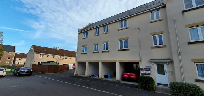 2 Bedroom Flat To Rent In Mill House Road, Norton Fitzwarren, Taunton, TA2