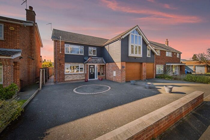 5 Bedroom Detached House For Sale In Henley Road, Ipswich, Suffolk, IP1