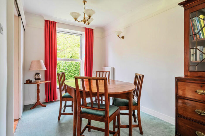 2 Bedroom Bungalow For Sale In Headbourne Worthy House, Bedfield Lane, Headbourne Worthy, Winchester, SO23