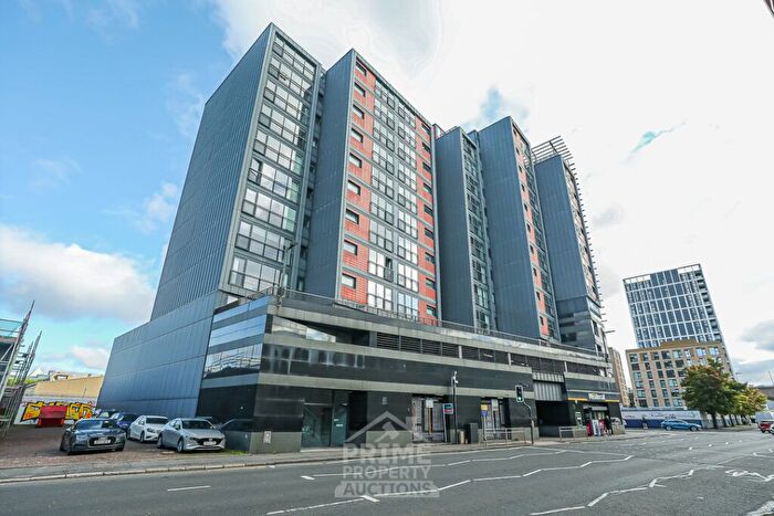 2 Bedroom Flat For Sale In Lancefield Quay, Glasgow, G3