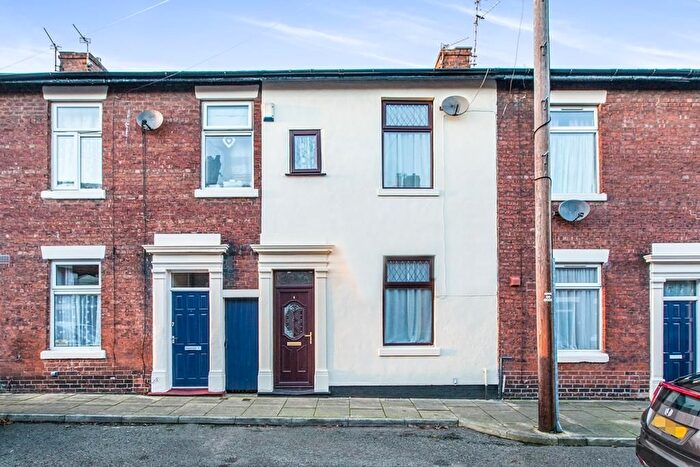 3 Bedroom Terraced House To Rent In Rossall Street, Ashton-On-Ribble, Preston, PR2