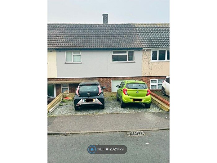 3 Bedroom Terraced House To Rent In Laburnum Road, Kent, ME2