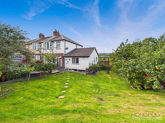 4 Bedroom End Of Terrace House For Sale In The Crescent, Corwen, LL21