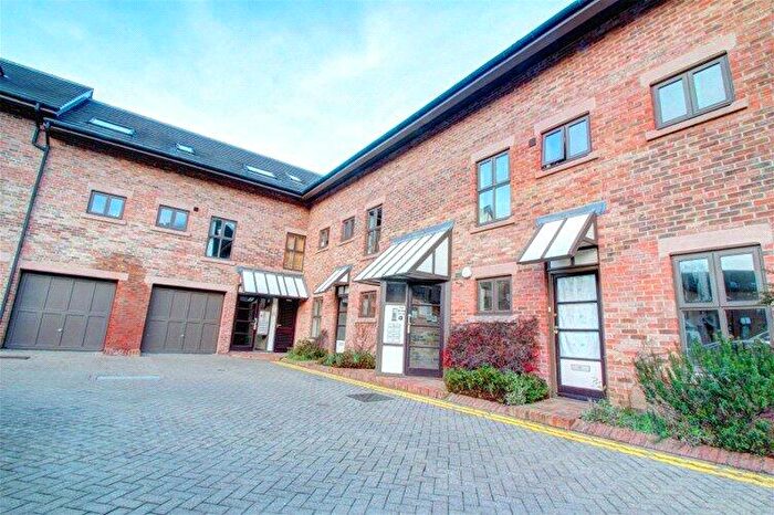 2 Bedroom Apartment For Sale In The Mews, Newcastle Upon Tyne, NE1