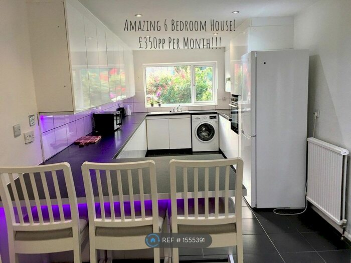 6 Bedroom Semi-Detached House To Rent In Priest Avenue, Canterbury, CT2