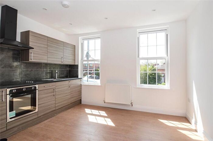 2 Bedroom Apartment To Rent In Dads Lane, Birmingham, West Midlands, B13