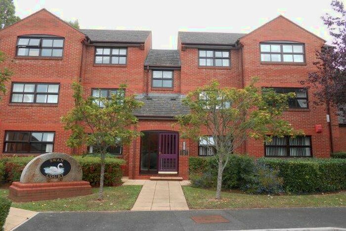 2 Bedroom Flat To Rent In Old Mill Close, Exeter, EX2