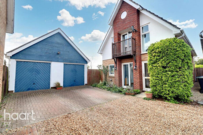4 Bedroom Detached House For Sale In Ward Way, Witchford, CB6