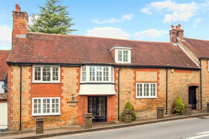 4 Bedroom Semi-Detached House For Sale In Portsmouth Road, Liphook, Hampshire, GU30