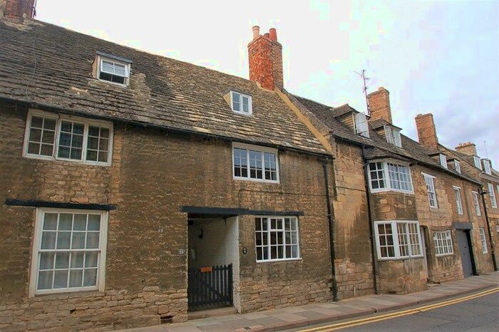 2 Bedroom Terraced House To Rent In North Street, Oundle, Peterborough, Cambridgeshire, PE8