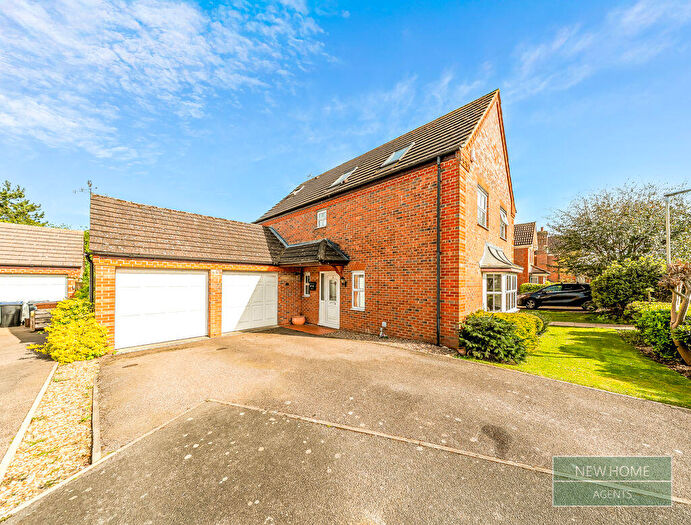 6 Bedroom Detached House For Sale In The Hedgerows, Bishop's Stortford, CM23