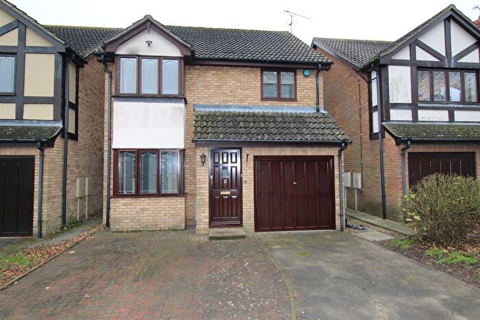 3 Bedroom Detached House To Rent In Randall Close, Kesgrave, IP5