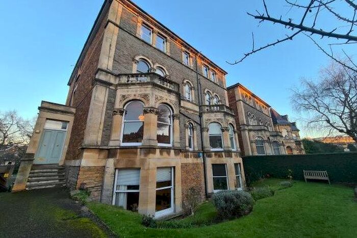 2 Bedroom Flat To Rent In Pembroke Road, Bristol, BS8