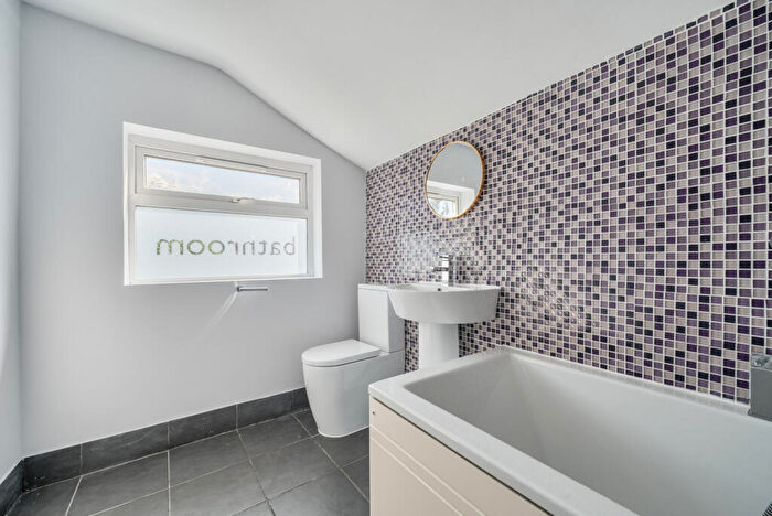 2 Bedroom Terraced House To Rent In Piggott's Road, Caversham, Reading, Berkshire, RG4