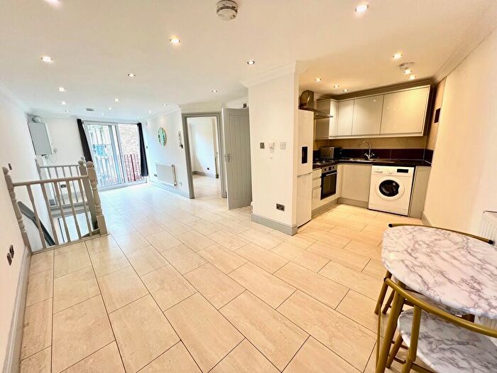 1 Bedroom Apartment To Rent In Lavender Hill, London, SW11