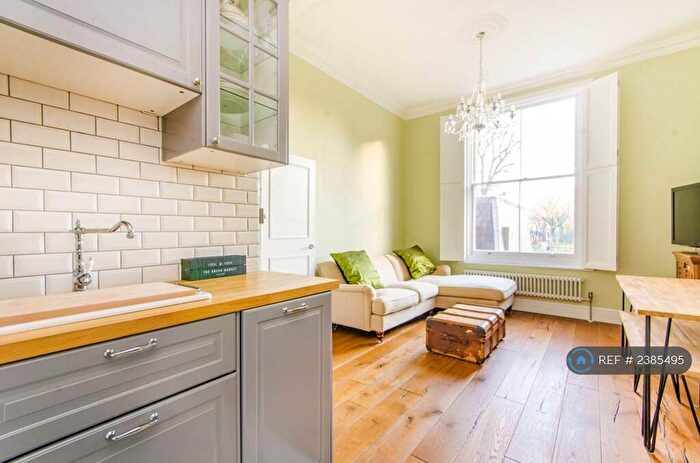 2 Bedroom Flat To Rent In Bow Road, London, E3
