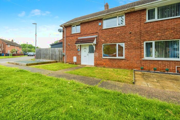 3 Bedroom End Of Terrace House For Sale In Sussex Gardens, Scampton, Lincoln, Lincolnshire, LN1