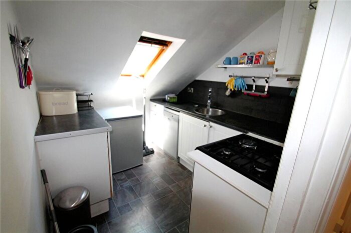 1 Bedroom Flat To Rent In West End Lane, Alban Court West End Lane, EN5