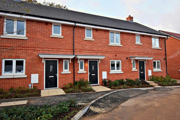 3 Bedroom Terraced House To Rent In Claves Crescent, Welwyn Garden City AL7