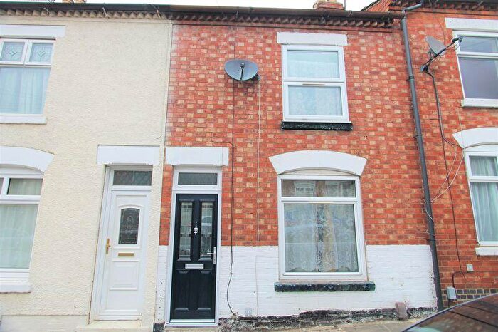 3 Bedroom Terraced House To Rent In Lower Hester Street, Northampton, NN2